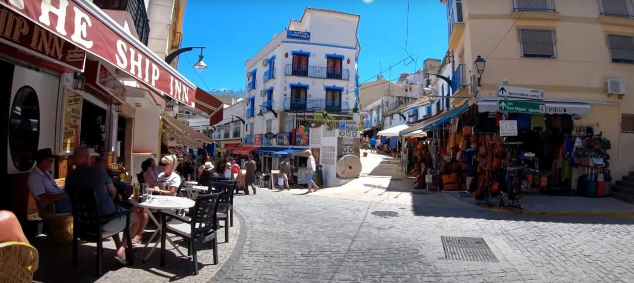 Micaela Charming Hostal Torremolinos Exterior photo