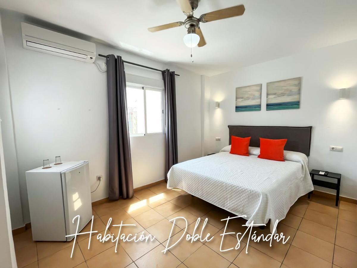 Micaela Charming Hostal Torremolinos Exterior photo