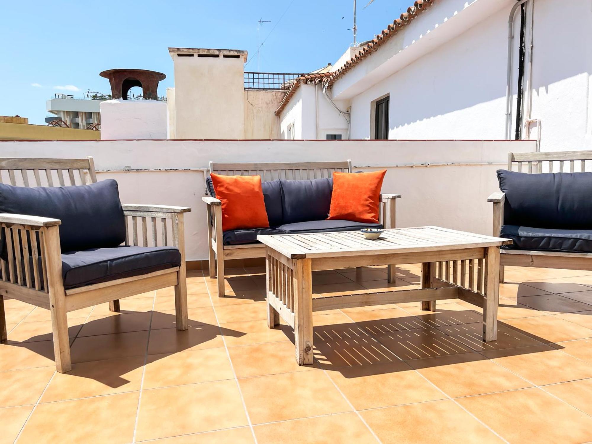 Micaela Charming Hostal Torremolinos Exterior photo