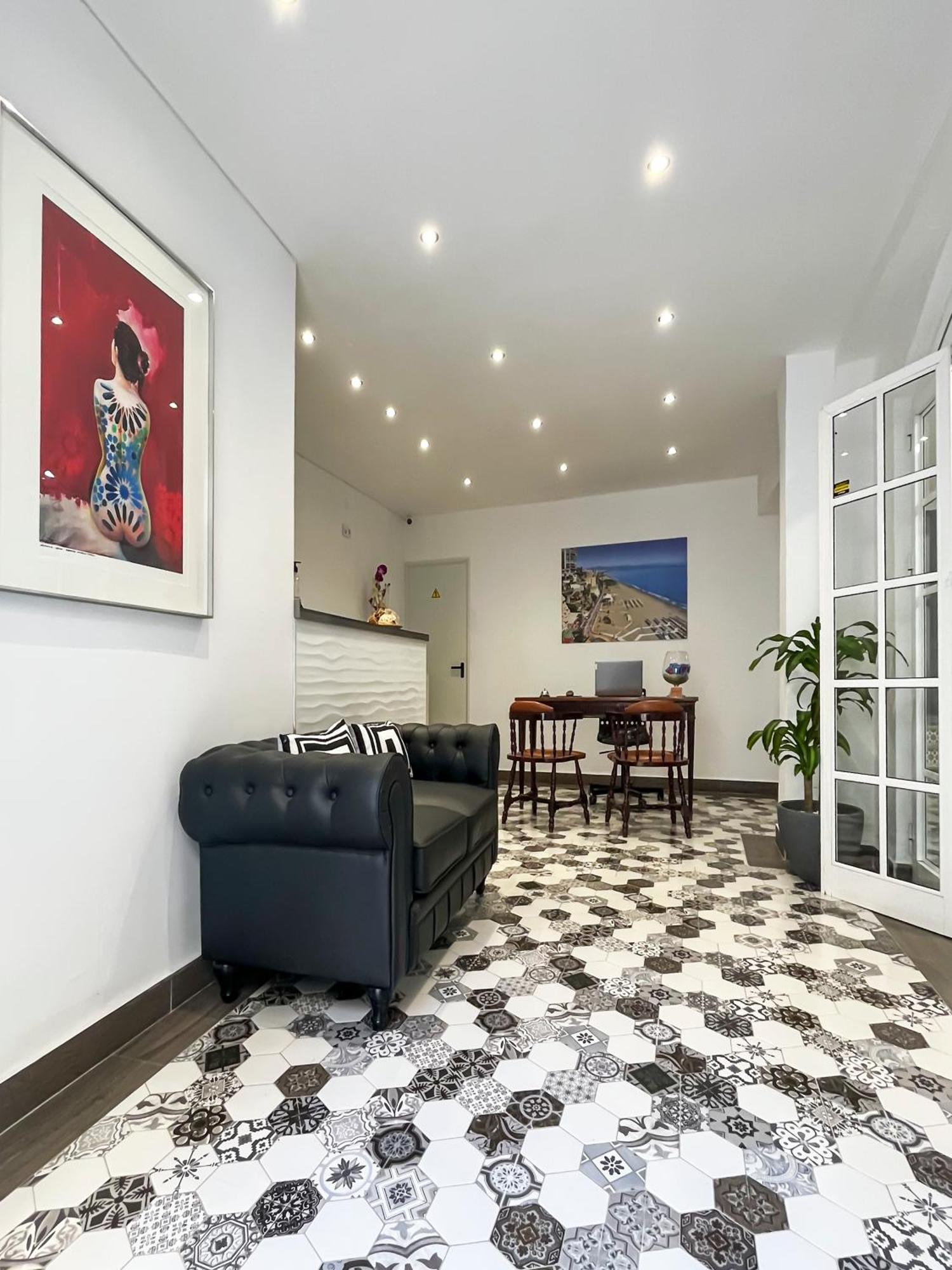 Micaela Charming Hostal Torremolinos Exterior photo