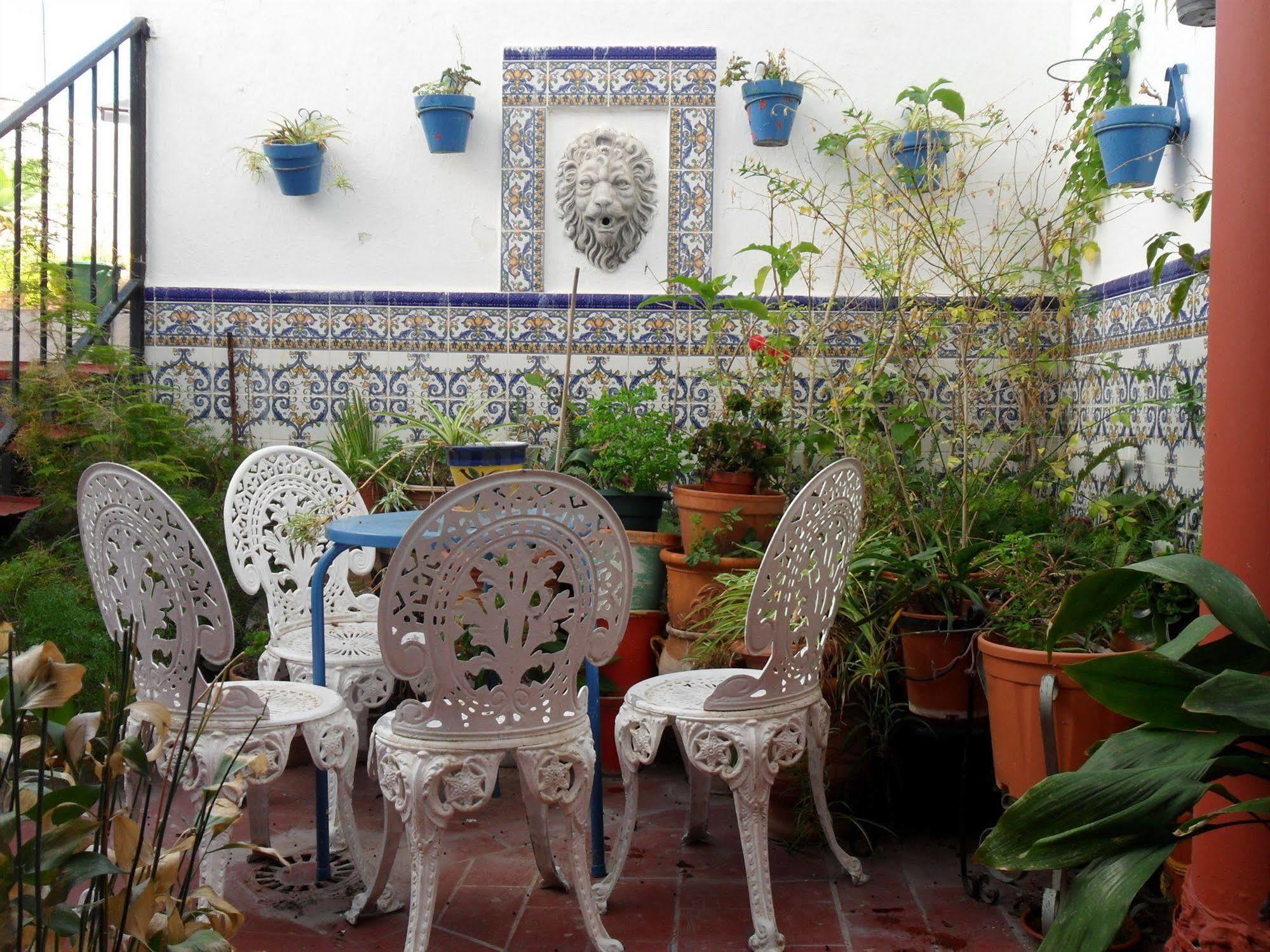 Micaela Charming Hostal Torremolinos Exterior photo
